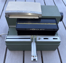 AIREQUIPT SUPERBA 33A 35mm PROIETTORE SLIDE 4" F3.5 obiettivo Luminac attacco variabile caricatore