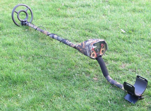 Fisher cover metal - fisher,