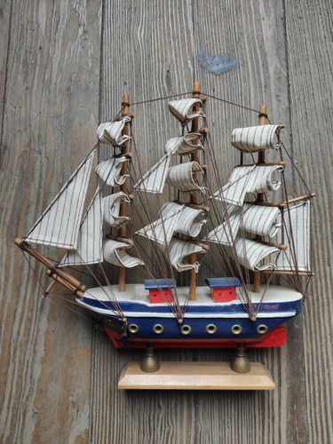 Modello barca vela in - barca, legno