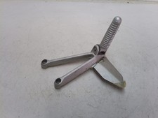 Ducati 748 Supporto pedana posteriore destro 82410811a