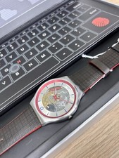 Swatch Skin Irony - Q - 007 (SS07Z100) - 2020 - RED