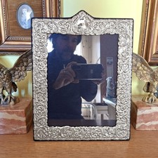 PATERNA & LIVI Cornice