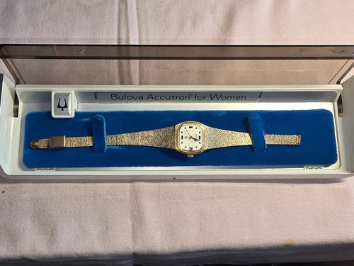 Vintage bulova accutron new - bulova,