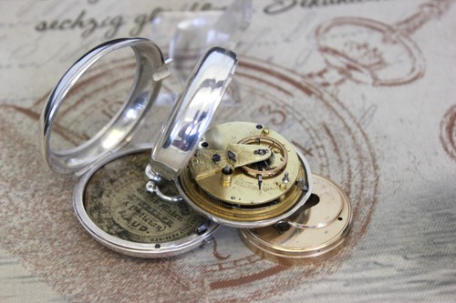 Bellissimo antico orologio - , da