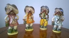 STATUE IN CERAMICA DARTAGNAN E I TRE MOSCHETTIERI 