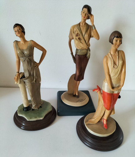 Trio statuettes l - statuettes, by