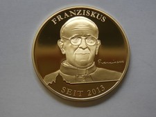 MONEDA ORO PAPA FRANCISCO