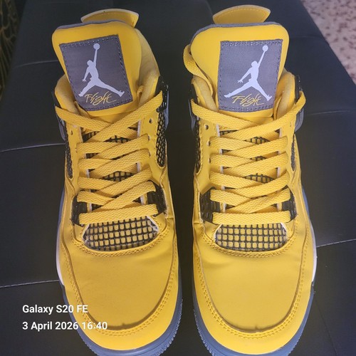 Air jordan retro - air,