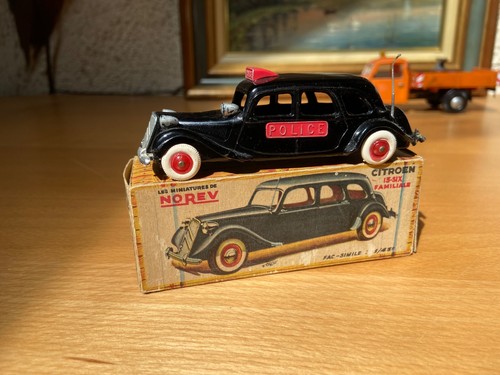 Norev plastique ancienne - plastique,