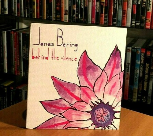 Jonas bering behind the - –,