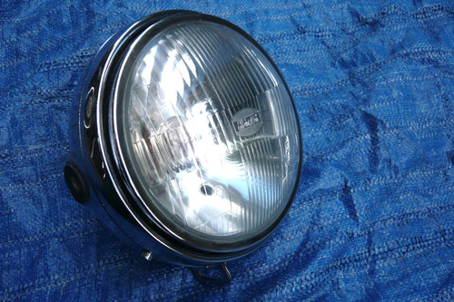 Faro proiettore anteriore