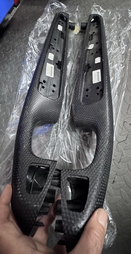 Braccioli porta scheda cubo