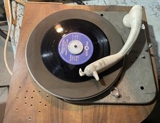 Giradischi Lesa Vintage Con Amplificatore E Cassa Audio Inclusi 