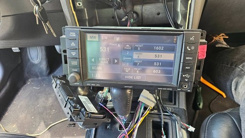 Chrysler 300 300c 2007 - chrysler, radio