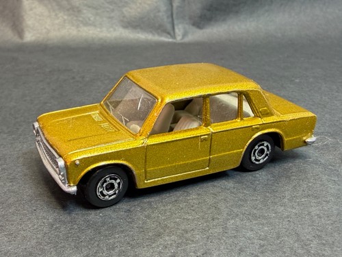 Modellino auto giocattolo