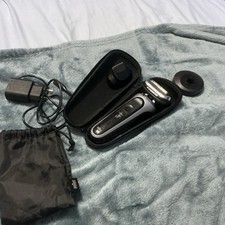 Braun Serie 7 Rasoio Elettrico Barba Wet&Dry, Regolabarba Uomo, Rasoio Barba Oro