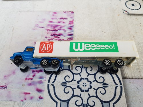 Majorette treno a - treno,