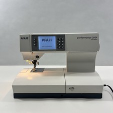 Pfaff Performance 2054 w/Pedal