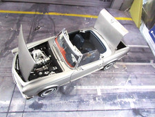 MERCEDES BENZ 280 SL Pagoda W113 Roadster 1968 - 1971 capote argento Schuco 1:18