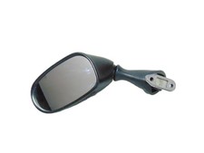 Specchio sinistro con graffi