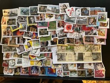 Francobolli GB 100 diversi