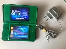 Nintendo DSi XL Console Verde