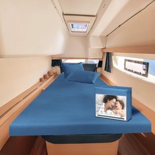 Universal V Berth 4 Pcs Bed