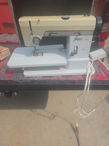 Pfaff 297 sewing machine - sewing, in