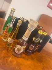 Lotto di 180 Mini Bottiglie di Liquori Anni 60/80 nuove da collezionismo