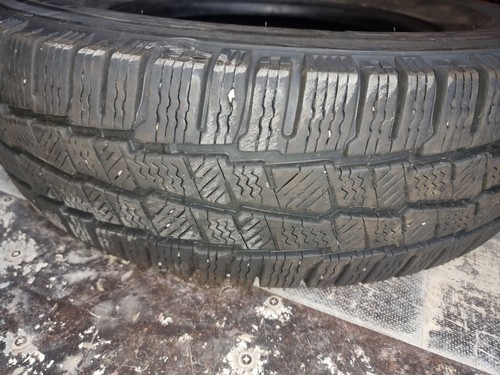 Gomme 215 c michelin - 75,