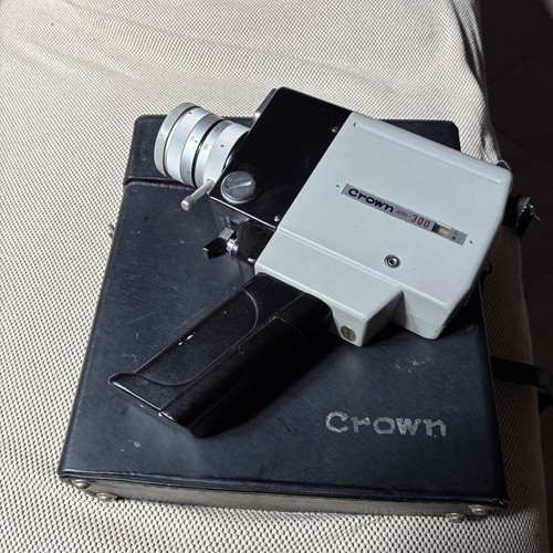 Vecchia cinepresa crown model - cinepresa,