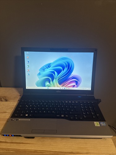 Notebook aziendale fujitsu - notebook,