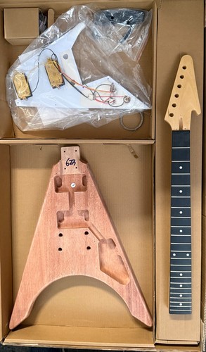 Kit chitarra - (scatola,