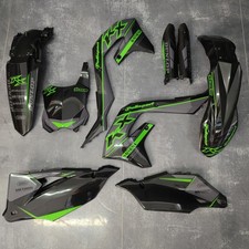 Plastiche + Grafica Kawasaki