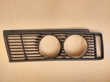CALANDRA - GRIGLIA - SEDE FARO SINISTRO BMW 320 E21