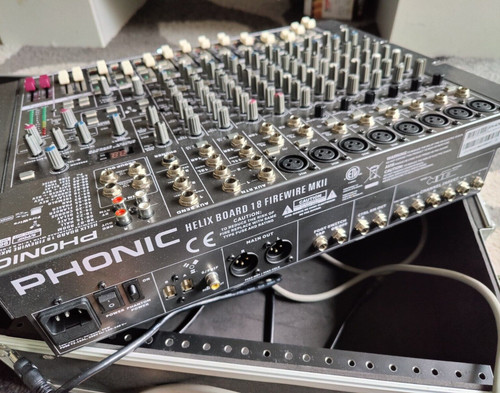 Phonic helix board firewire - 18,