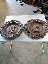 Coppia di piatti in bronzo