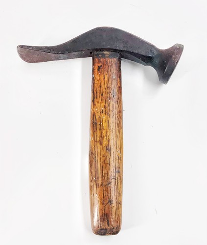 Antico martello calzolaio