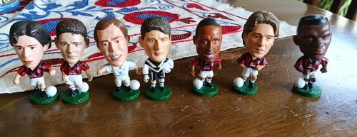 Set statuine - 7,