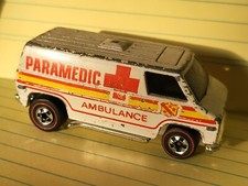 Diecast 1974 RED LINE HOT WHEELS GMC VAN AMBULANCE PARAMEDIC used/played condit.