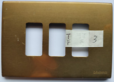 PLACCA da 3 postI BTICINO  SERIE  MAGIC COLOR OTTONE PER SCATOLA 503   Rif TF 3