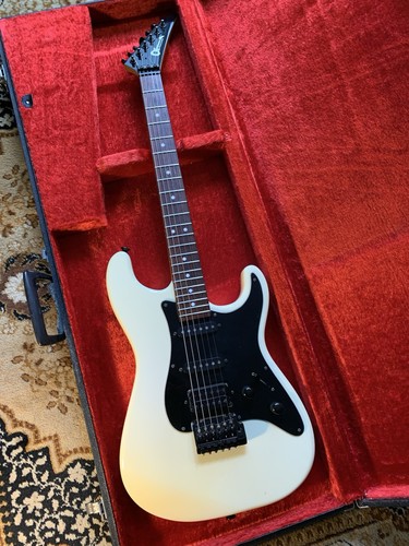 Charvel model3 chushin - model3,