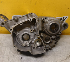 CARTER MOTEUR GAUCHE SUZUKI
