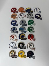 Set 24 magneti casco squadra NFL 1975 frigorifero vintage calcio sport leggi