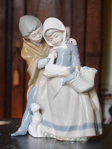 Porcellana nao lladro - ,