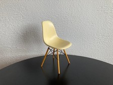 Sedia Eames DSW Vitra