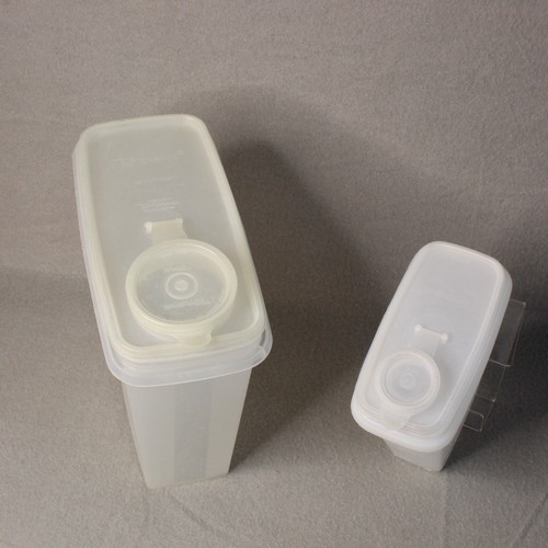 Vintage tupperware store - store, n