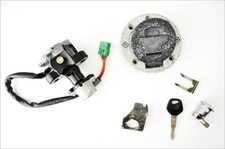 Suzuki GSX R 600 750  k1 k2 k3 blocchetto contatto chiave con tappo benzina e se