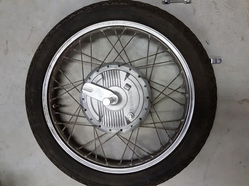 Ruota anteriore completa