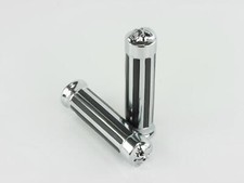 Maniglie manubrio con teschio cromate adatte per BMW R1200 C 1997-2004